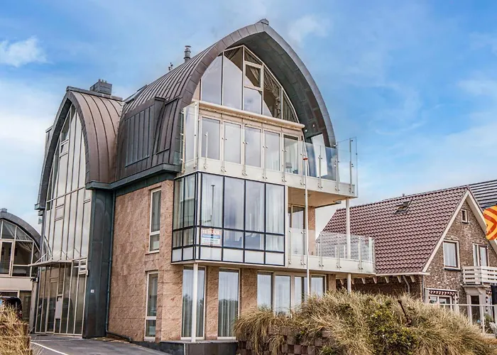 Holiday Home De Zeeparel By Interhome
